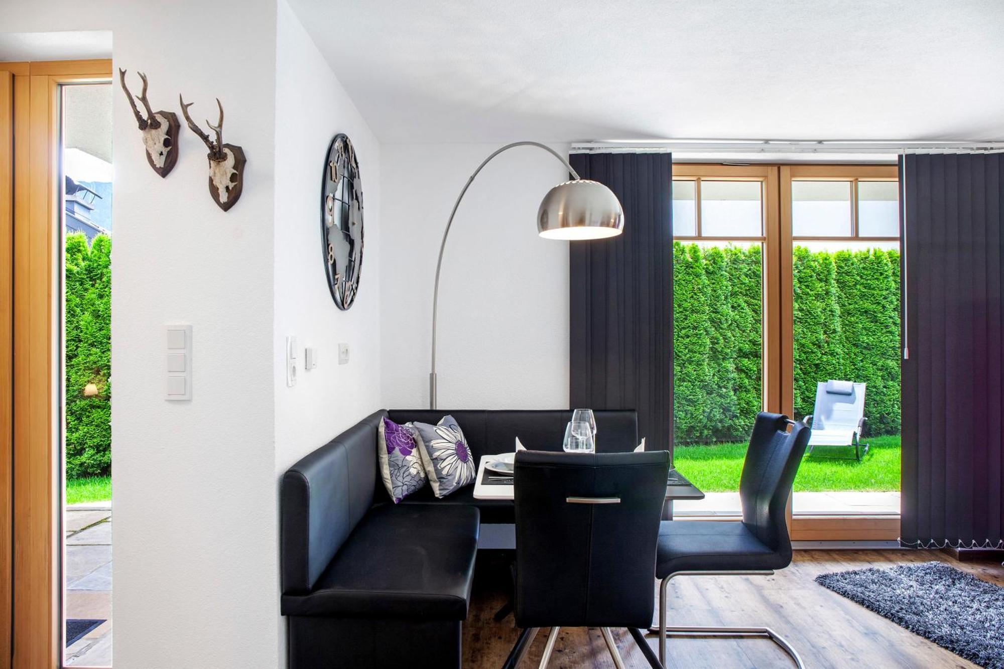 Mosers Ferienwohnung Am Sonnenhang Йенбах Екстериор снимка
