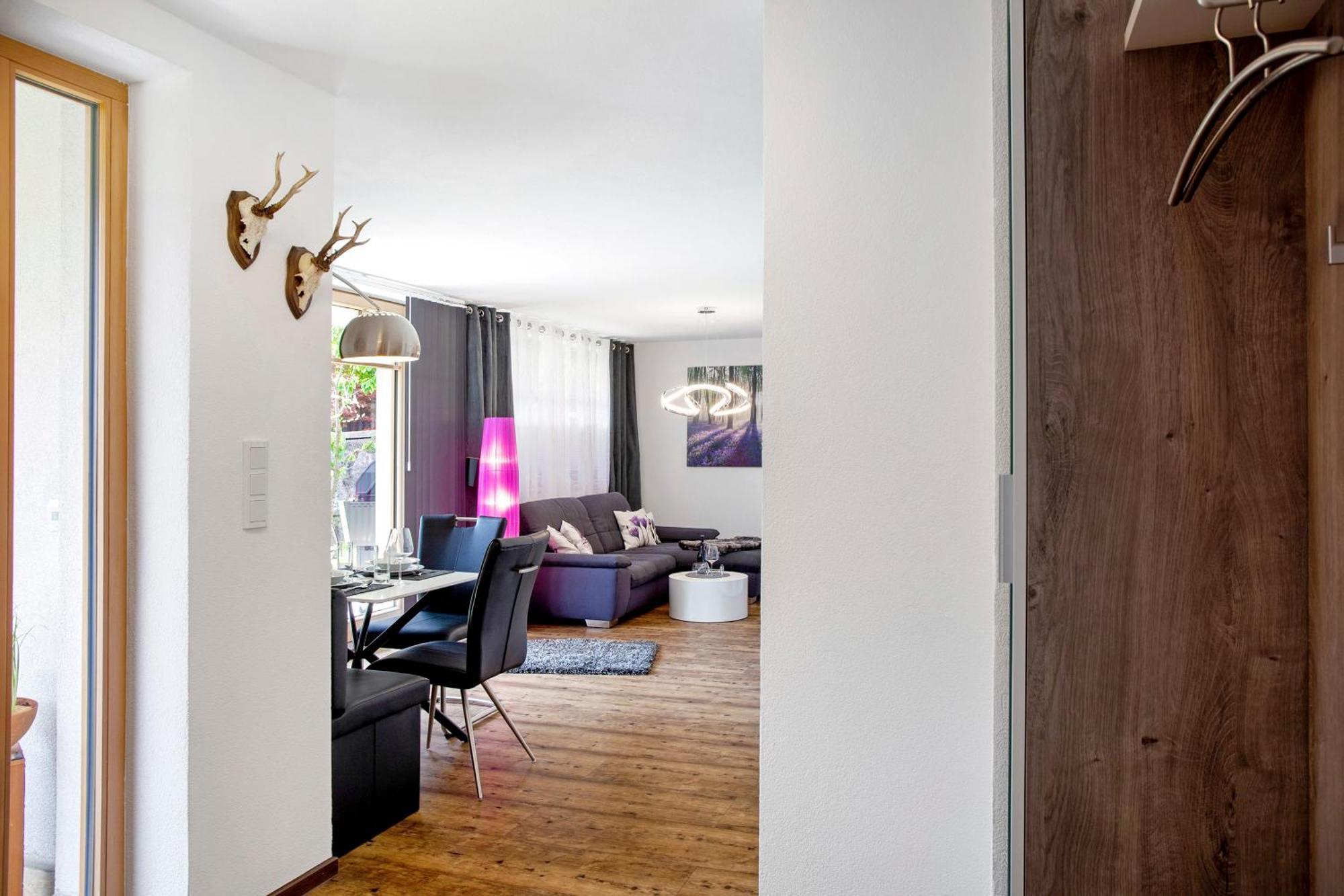 Mosers Ferienwohnung Am Sonnenhang Йенбах Екстериор снимка