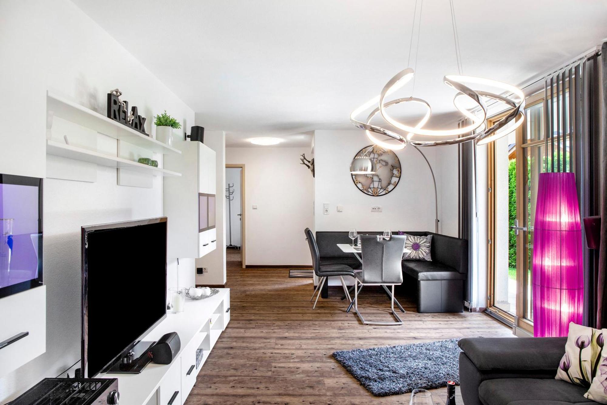 Mosers Ferienwohnung Am Sonnenhang Йенбах Екстериор снимка